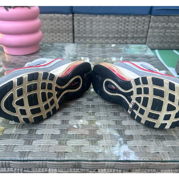 Nike Air Max 98 Gunsmoke/Team Red” GS Size 5Y - Picture 7 of 7